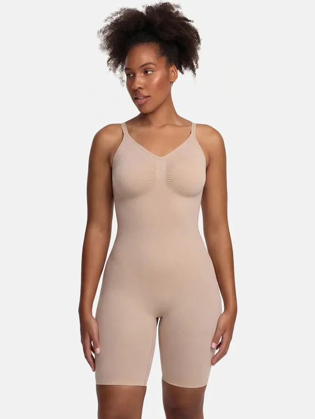 cfab Bodysuit met corrigerende shapewear en shortje - Beige - Corrigerende Body - Naadlos - corrigerend ondergoed dames