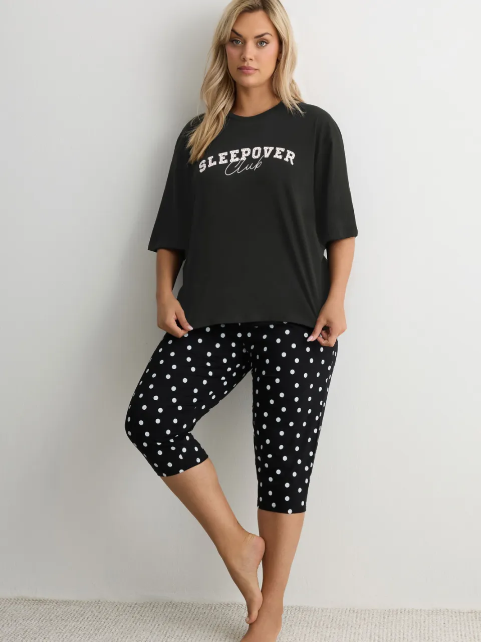 Yours Zwarte 'Sleepover Club' Slaapshirt-56 Black