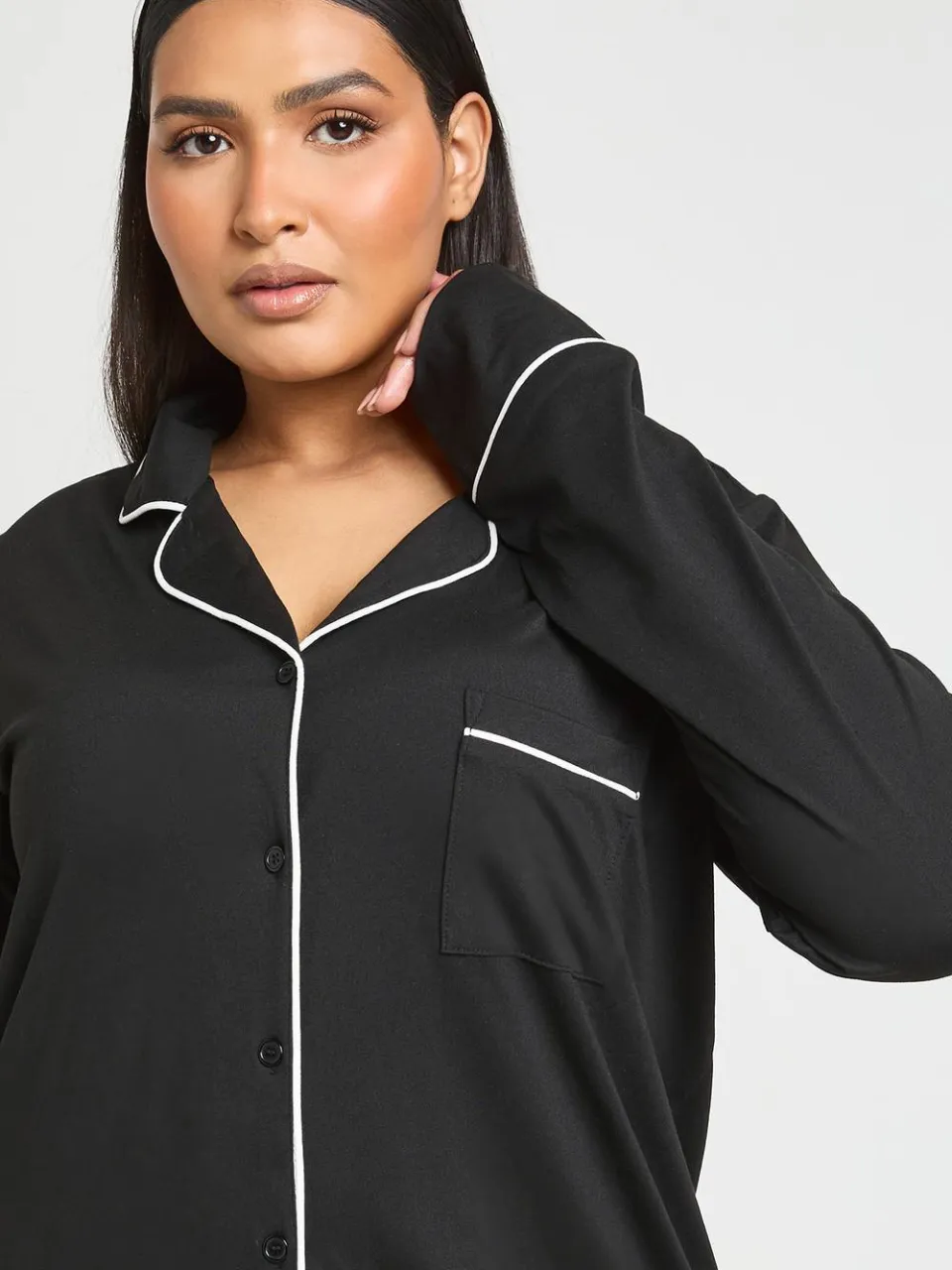 boohoo Dames Nachthemd Met Lange Mouwen En Contrastbies zwart, foto 4