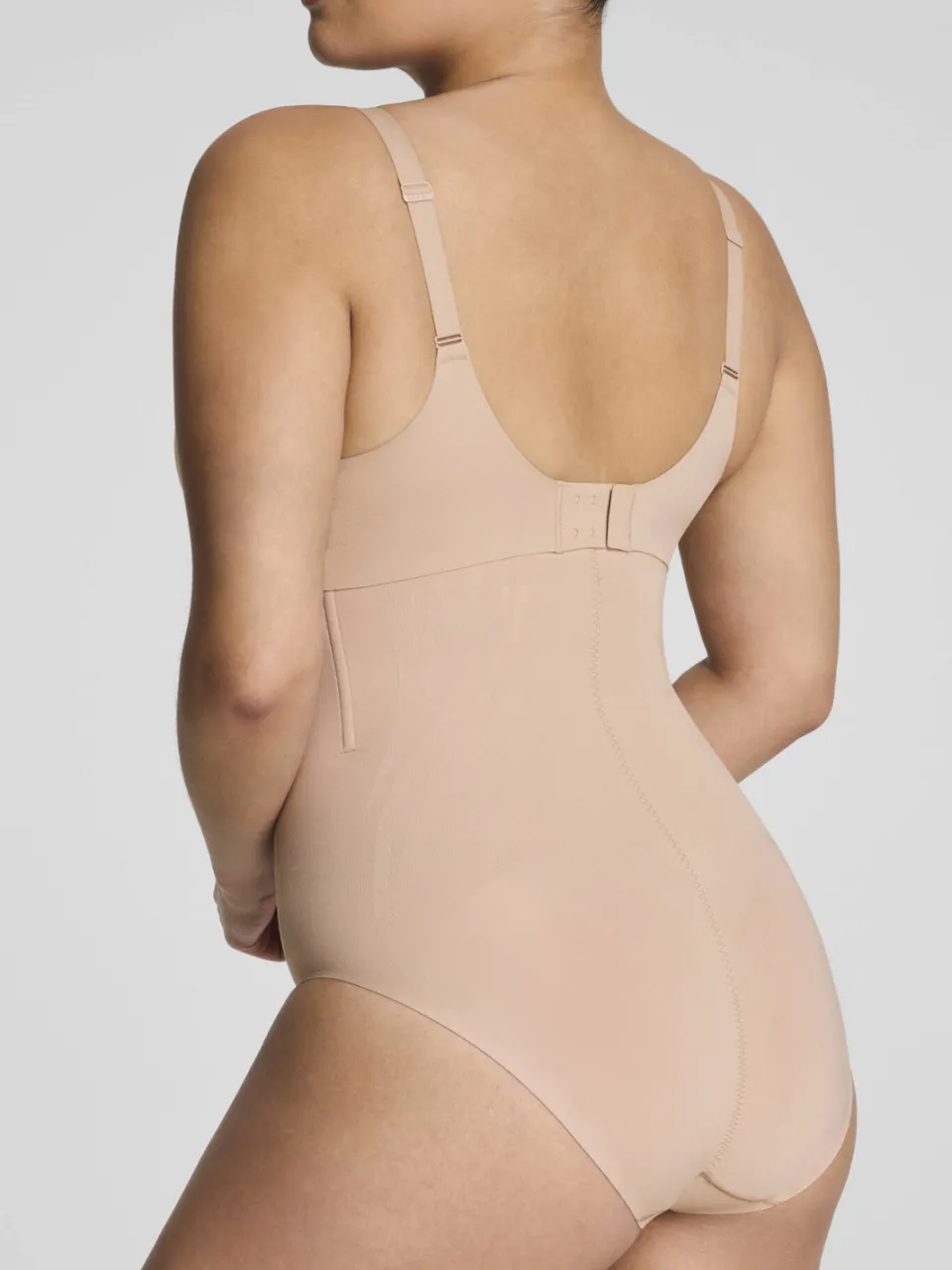Spanx SPANXsculpt™ GoFigure seamless sterk corrigerende slip High Waist lichtbeige, foto 5