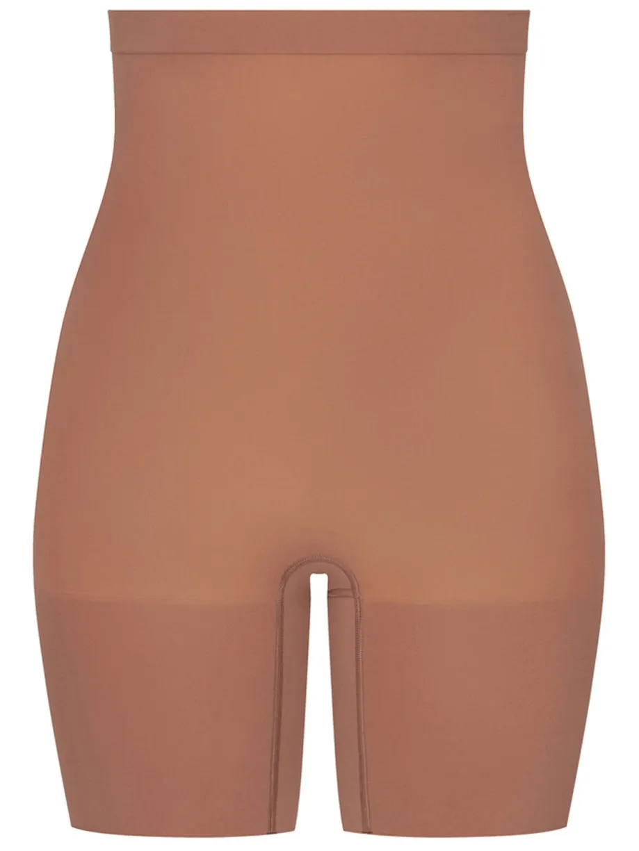 SPANX SPANXsculpt™ Seamless Power seamless high waist sterk corrigerende short donkerbeige, foto 2