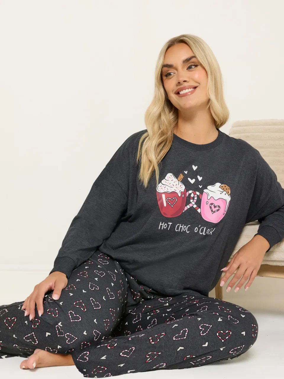 Yours Charcoal Grey 'Hot Choc O'clock' Pyjamaset Met Wijde Pijpen-44, foto 3