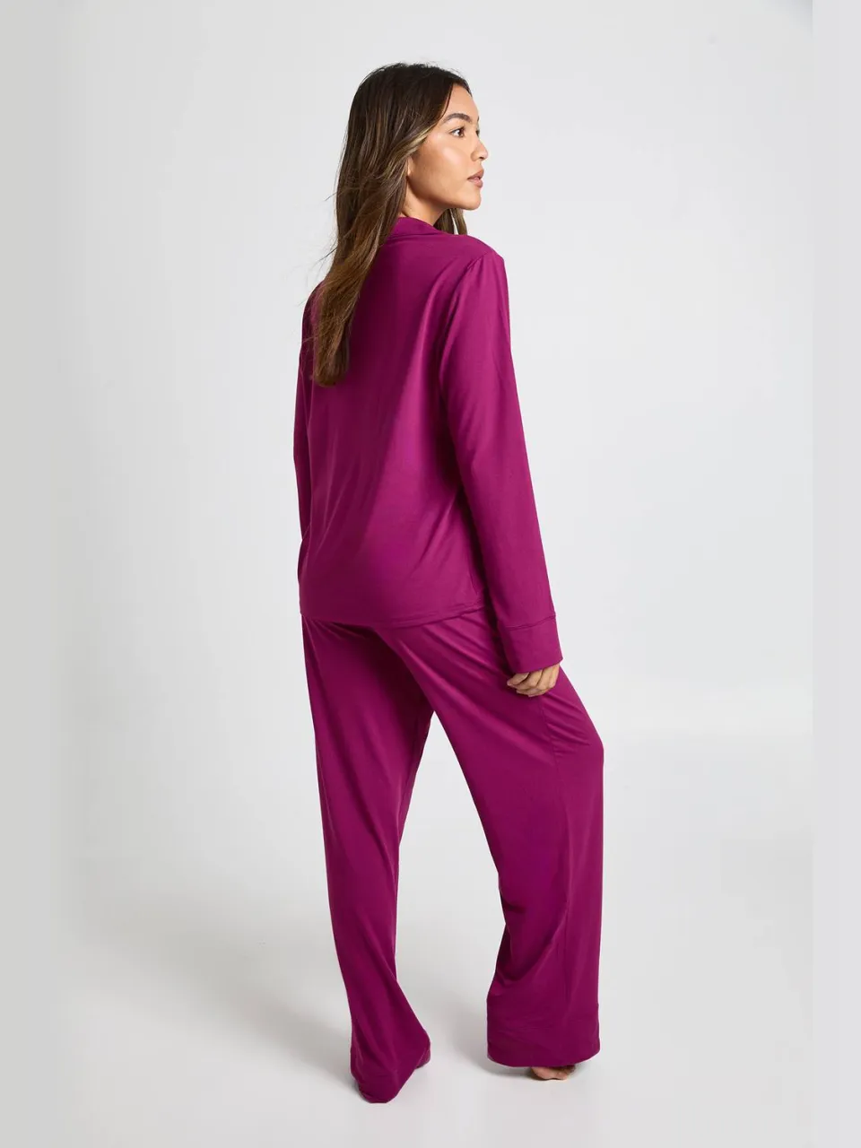 boohoo Dames Pyjamaset met zacht aanvoelend overhemd met doorlopende knoopsluiting en broek pruim, foto 2