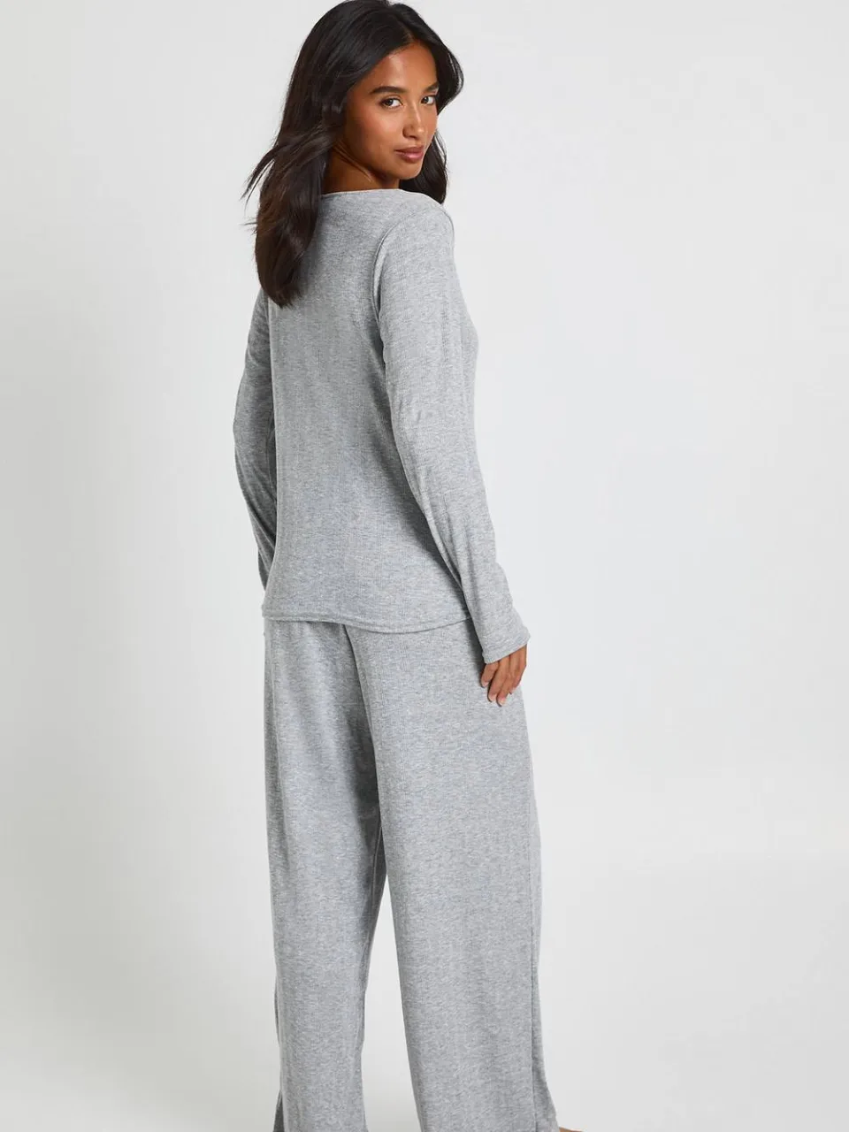 boohoo Dames Petite Pointelle lange mouwen top en pyjamaset met wijde pijpen grijze mergel, foto 3