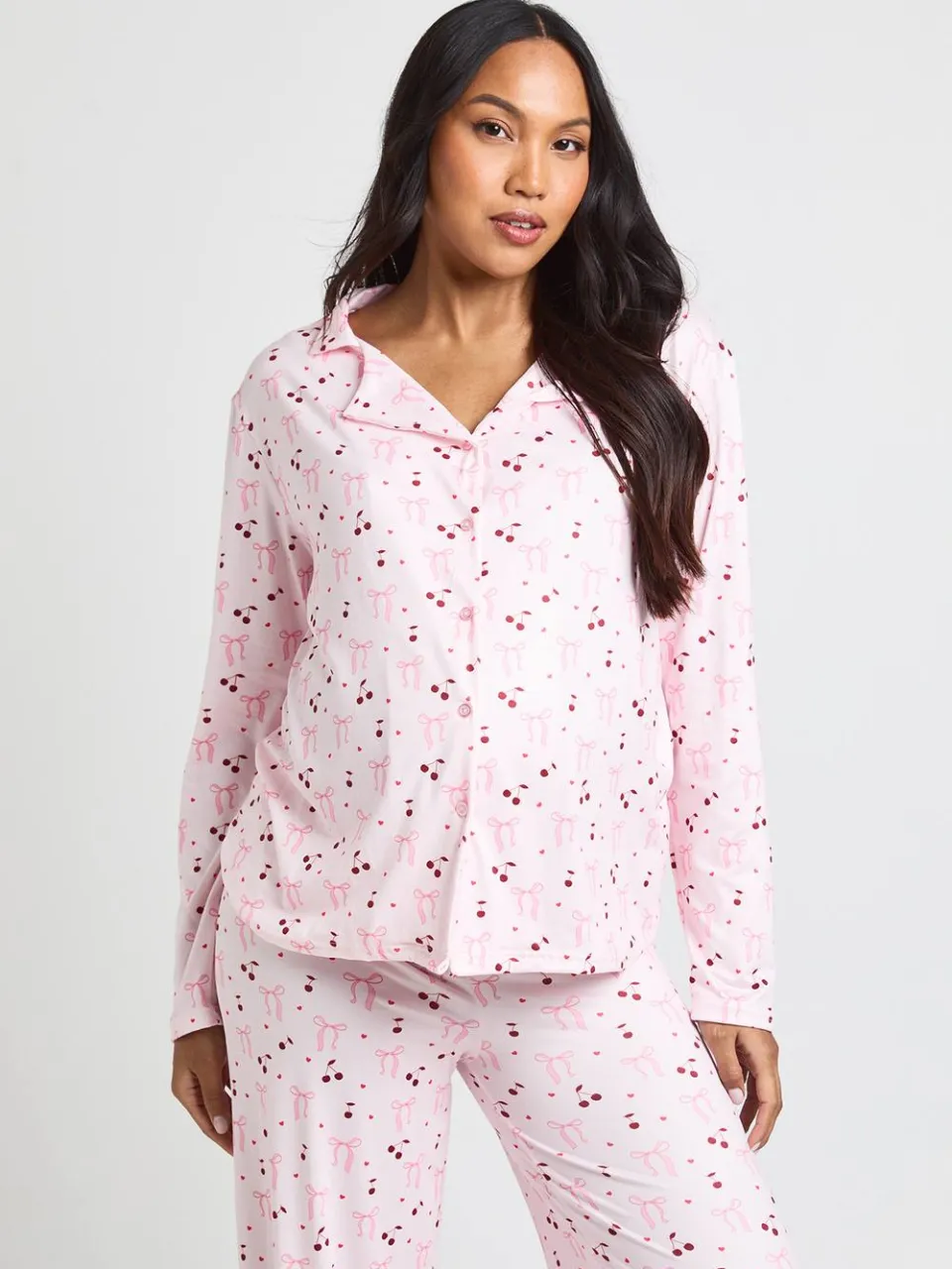 boohoo Dames Zwangerschaps Pyjama Set Met Strik En Hartjesprint Lange Mouwen Shirt & Broek roze, foto 4