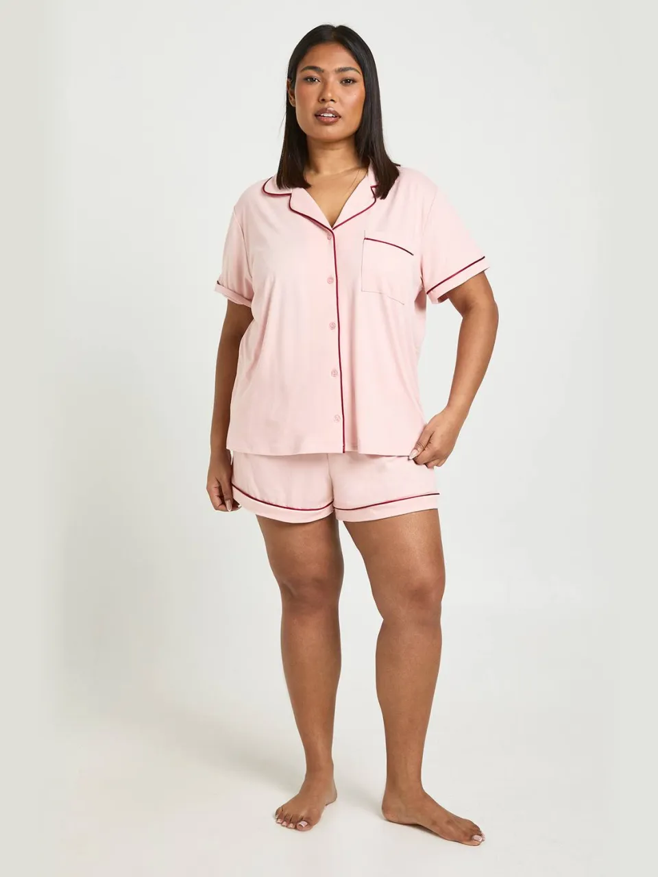 boohoo Dames Plus Jersey Pyjama Set Met Paspelbiezen Korte Mouwen En Short Baby Roze