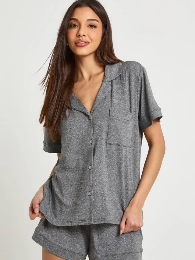 boohoo Dames Zachte Korte Mouw Shirt & Shorts Pyjama Set Grijze Mergel