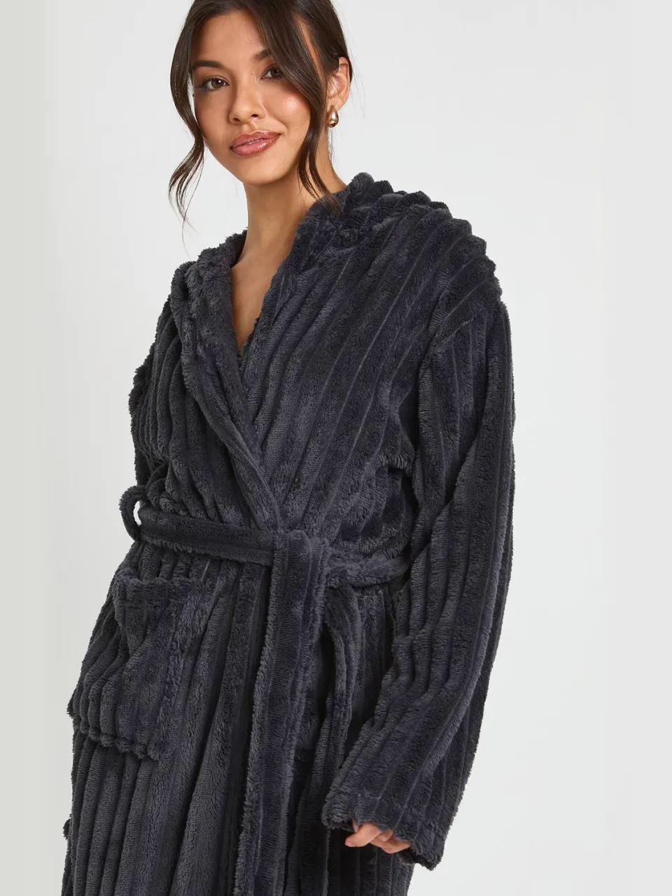 boohoo Dames Geribbelde Fleece Kamerjas Met Capuchon houtskool, foto 4
