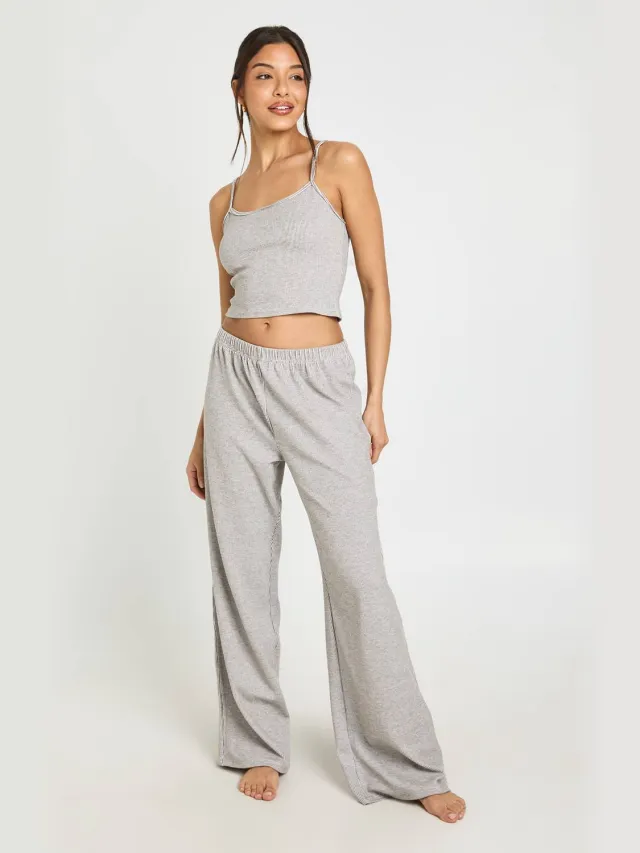 boohoo Dames Geribbelde Cami & Broek Pyjama Set Met Contrastdetail Grijs
