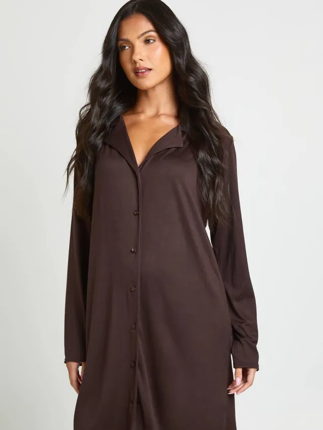 boohoo Dames Zwangerschaps Nachtjapon Met Lange Mouwen Chocoladebruin