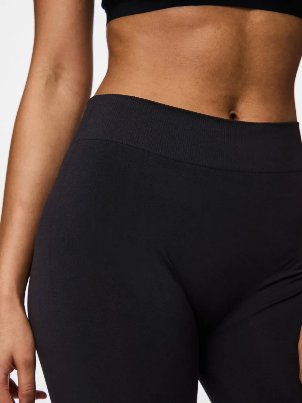 Pieces PCLONDON biker short zwart, foto 4