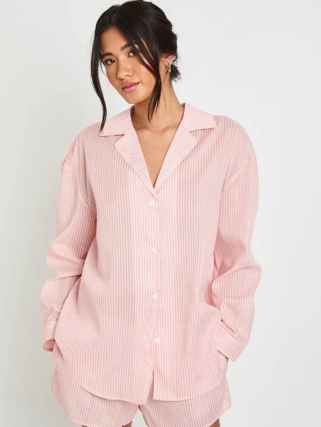 boohoo Dames Katoenen Krijtstreep Oversized Pyjama Set Met Shirt Met Lange Mouwen & Short roze, foto 2