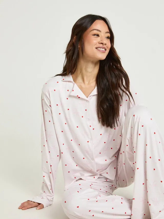 boohoo Dames Tall Bow & Hartprint Lange Mouw Top & Broek Pyjama Set Lichtroze