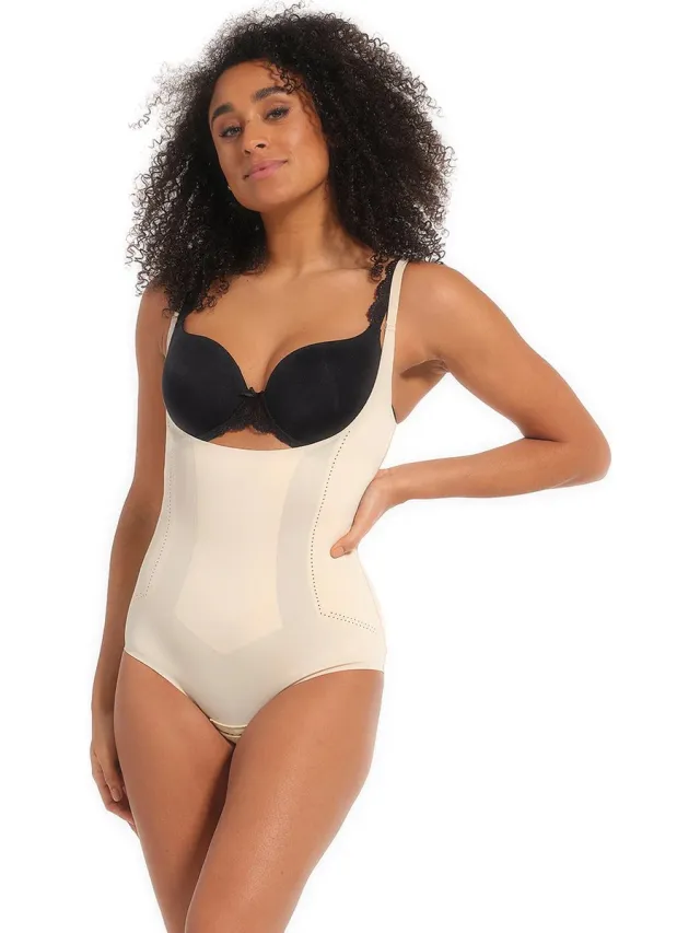 MAGIC Bodyfashion Dream Shaper Bodybriefer - Latte Beige