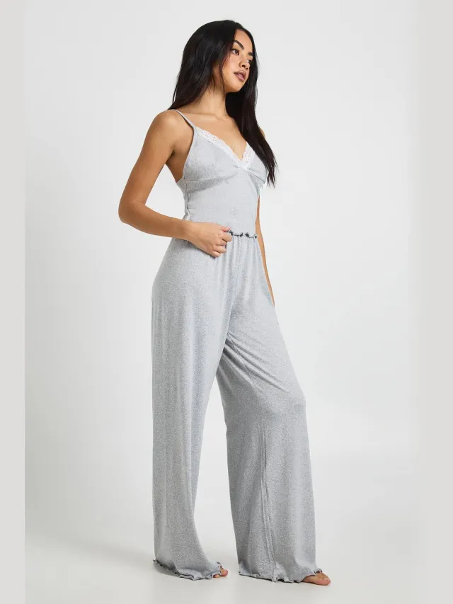 boohoo Dames Jersey Pyjama Set Met Kanten Afwerking Cami & Broek Grijze Mergel