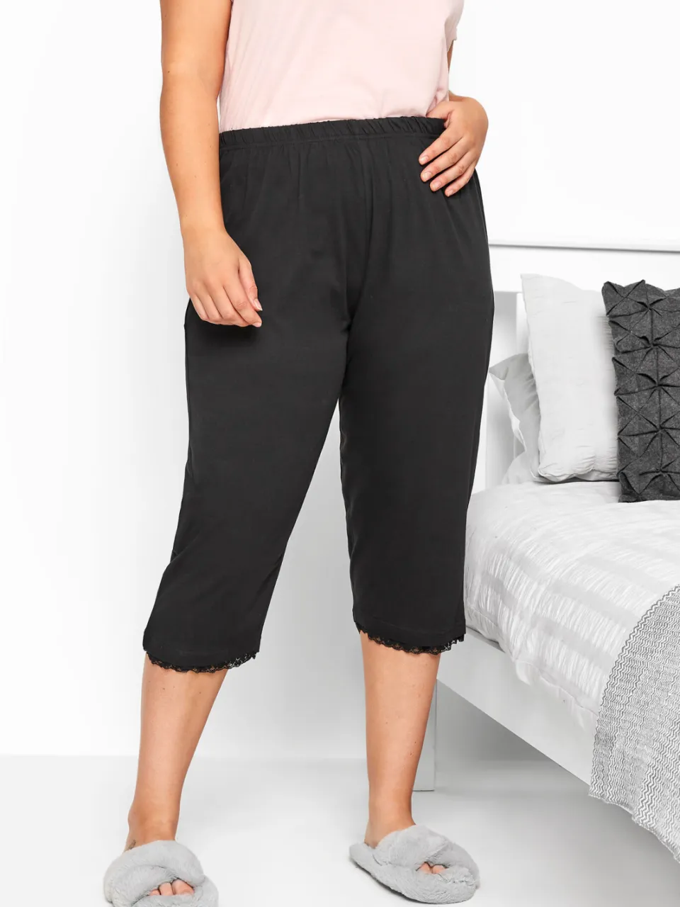 Yours Cropped Pyjamabroek Van Katoen Met Sierkant In Zwartsize 66-68, foto 3