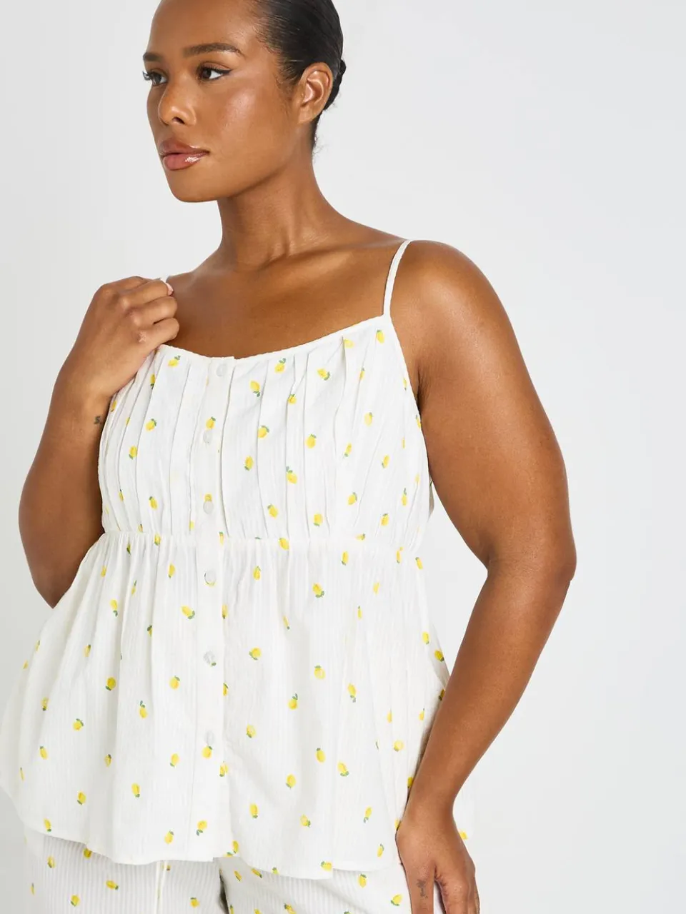 boohoo Dames Plus Wafel Citroenprint Babydoll Pyjama Top wit, foto 3