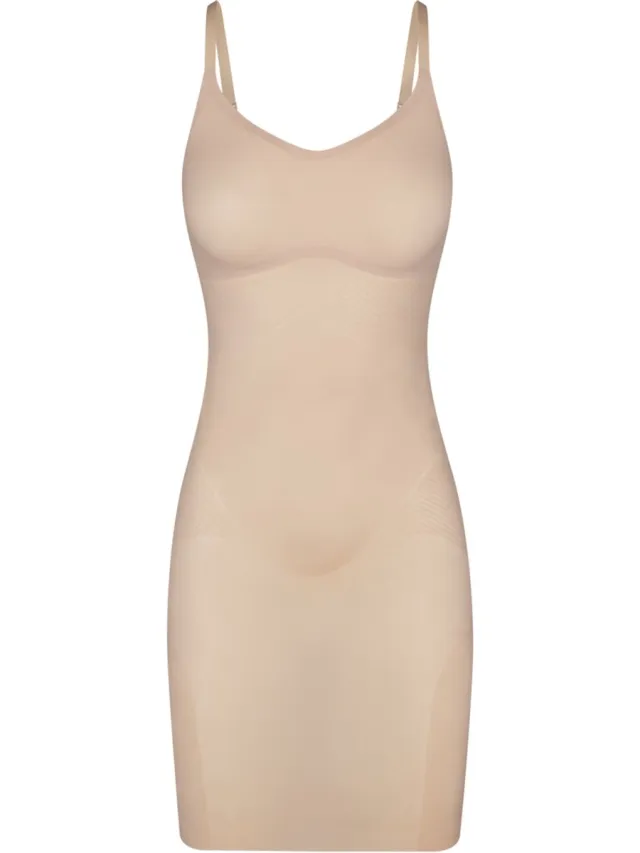 Spanx SPANXshape™ Invisible Cami Slip - Kleur Champagne beige/ Huidskleur