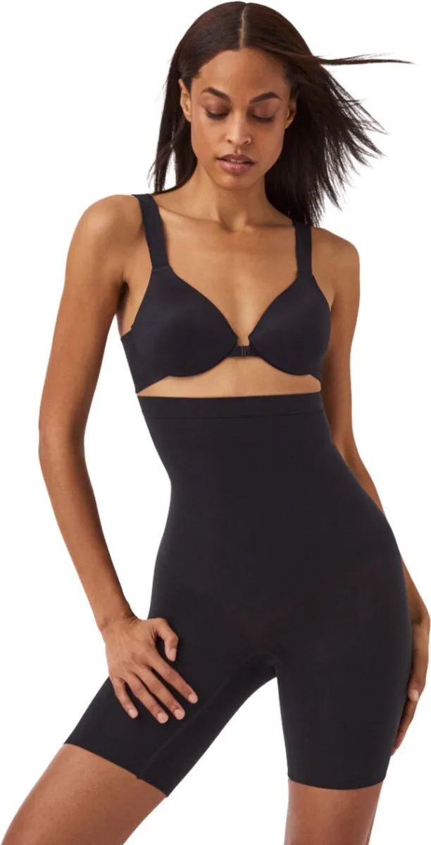 Spanx SPANXsculpt™ Seamless Power High-Waisted Mid-Thigh Short - Kleur Zwart