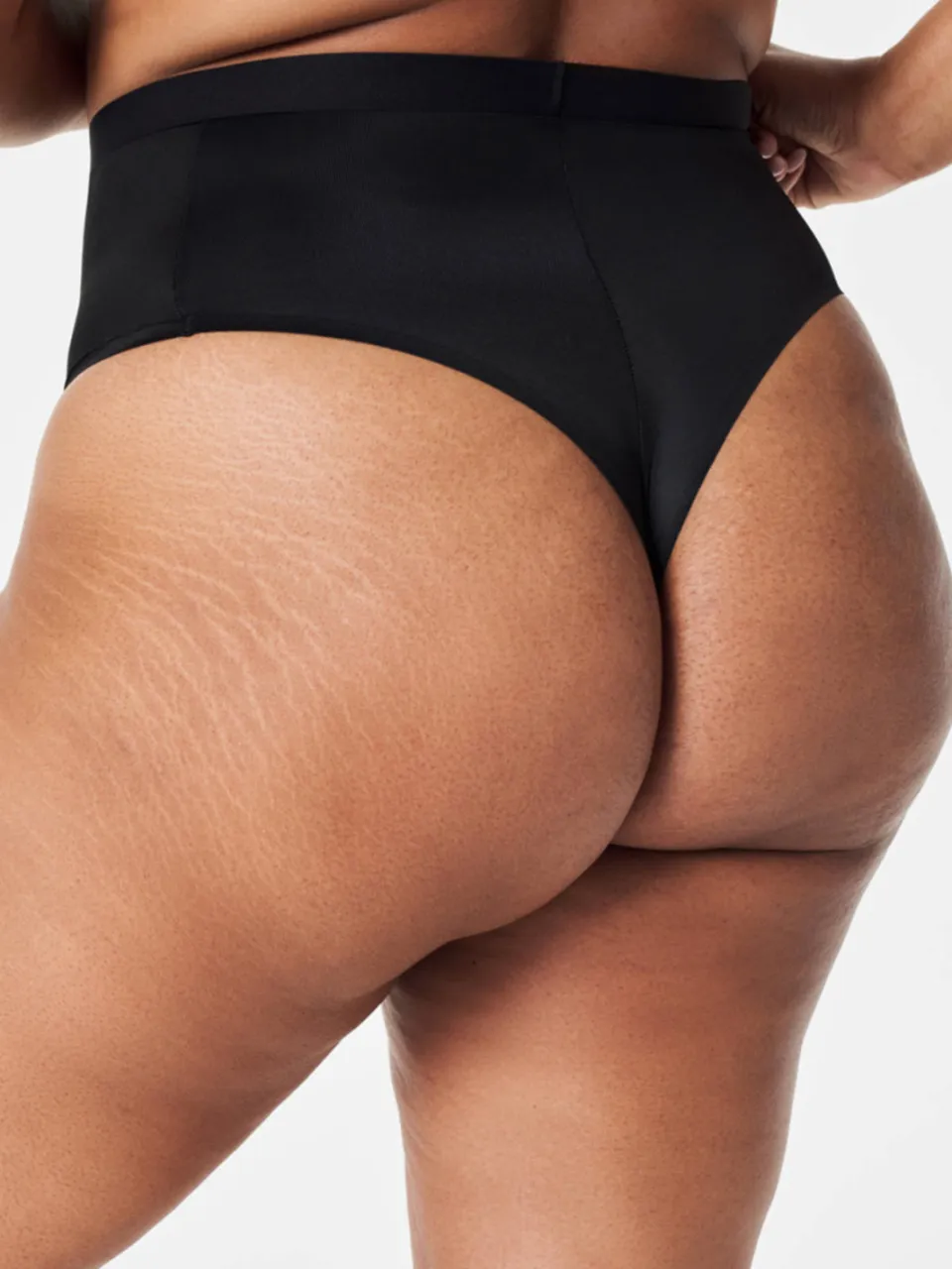 Spanx SPANXshape™ Invisible medium corrigerende string zwart, foto 6