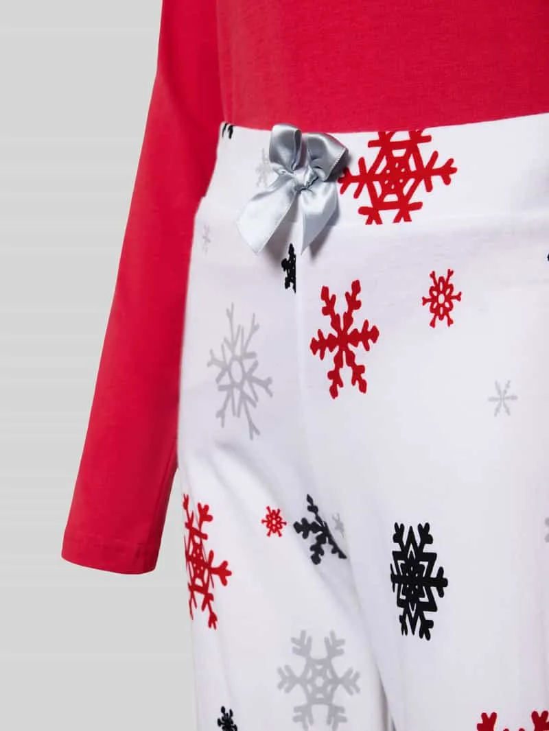 LOUIS & LOUISA Loose fit pyjama met strikdetail model 'Winterzauber' rood, foto 2