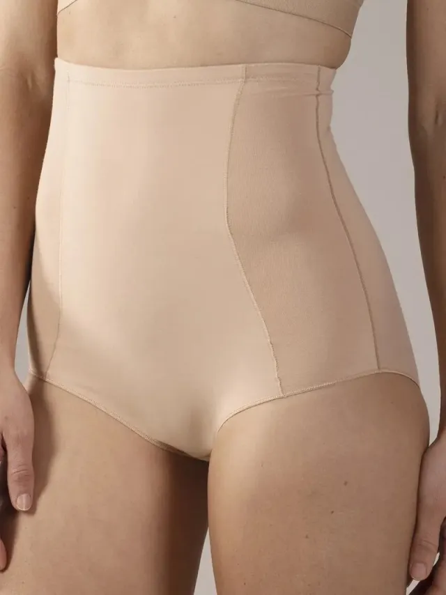 Nina von C. Nina von C hoge correctie slip ( High Waist ) - 40 - beige