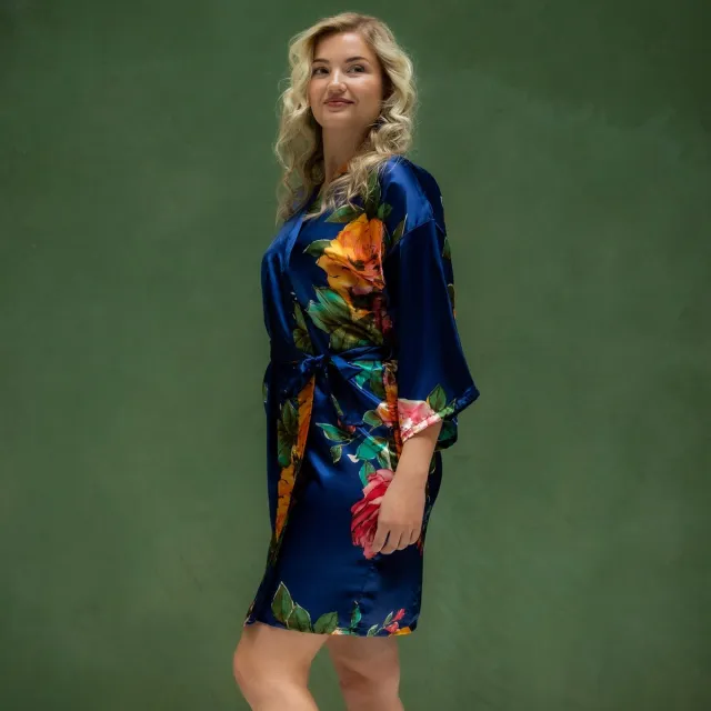 Kimomi Dames Kimono satijn - blauw met bloemen - kort model - ochtendjas lingerie