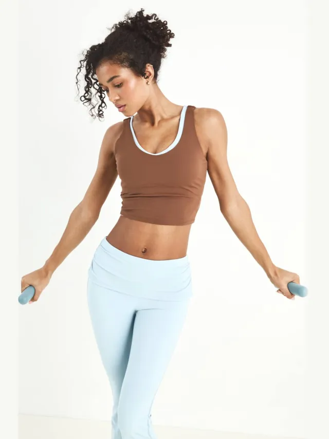 DSGN Studio Dames Dsgn Studio Ultra Sculpt Diepe Halslijn Longline Sport-bh Mokka