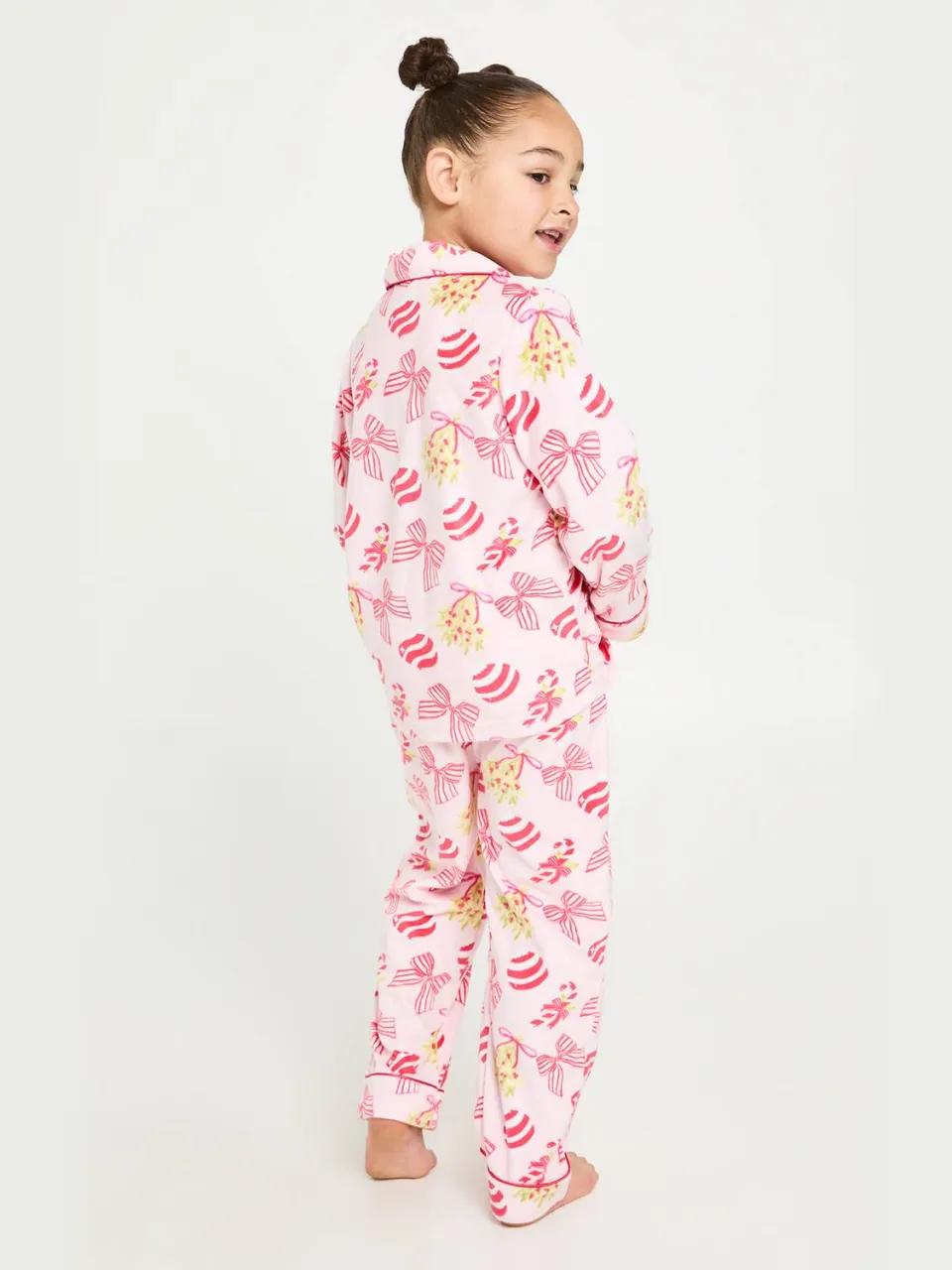 boohoo Dames Kinder Bijpassende Familie Baby Fleece Kerst Print Lange Mouw Shirt & Broek Pyjama Set lichtroze, foto 3