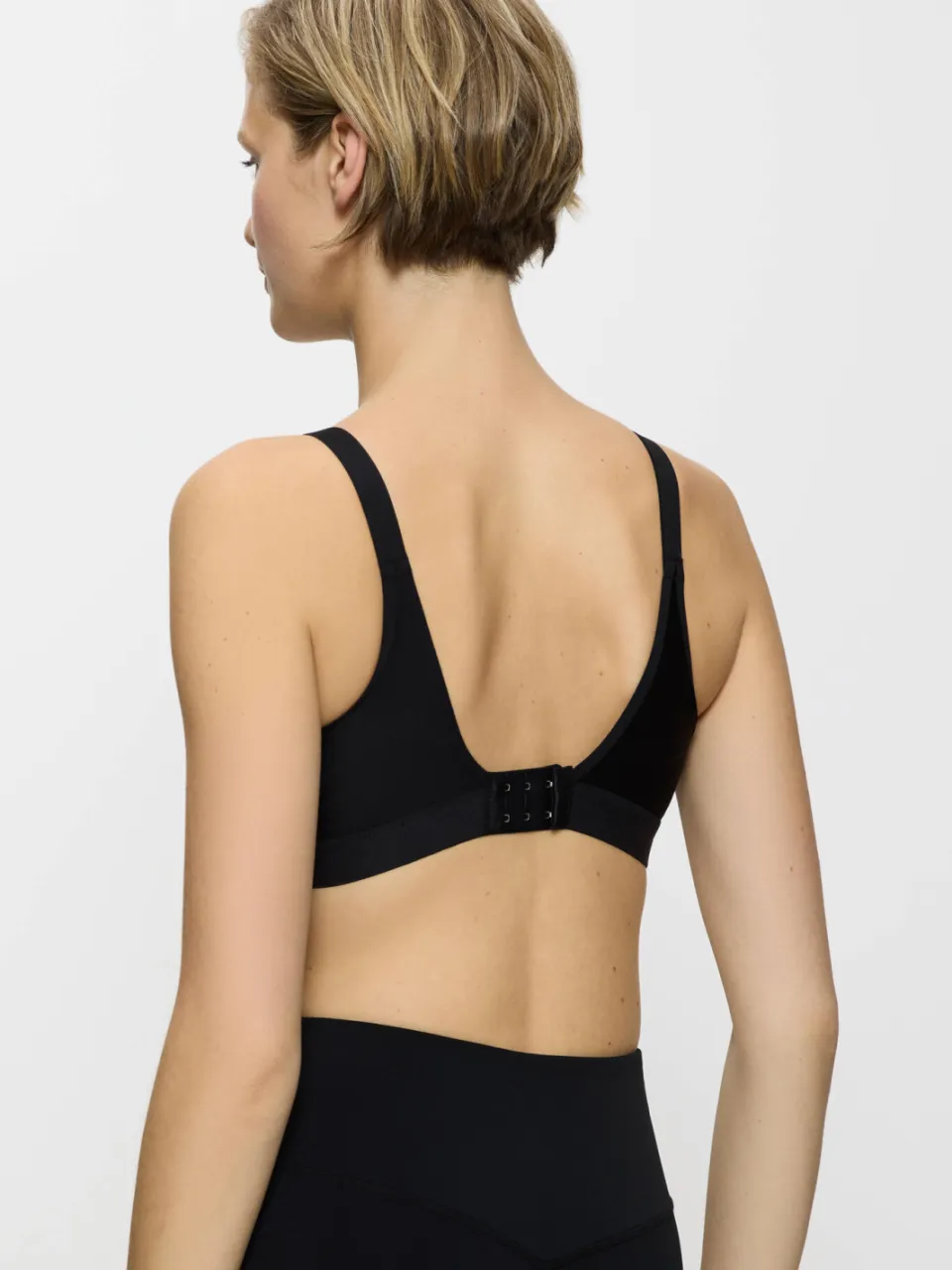 Triumph level 3 sportbh Triaction zwart, foto 4