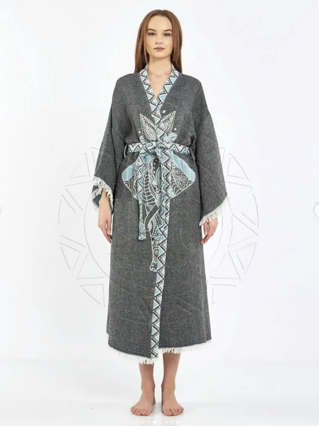 A Sense of Love Dames Mousseline Badjas Olifant / One size Grijs/blauw
