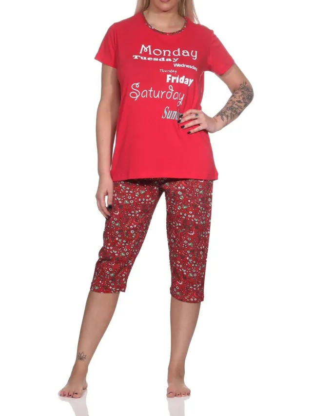 Normann Casual damescapripyjama met all-over patroon en print op de voorkant, ¾ capribroek rot