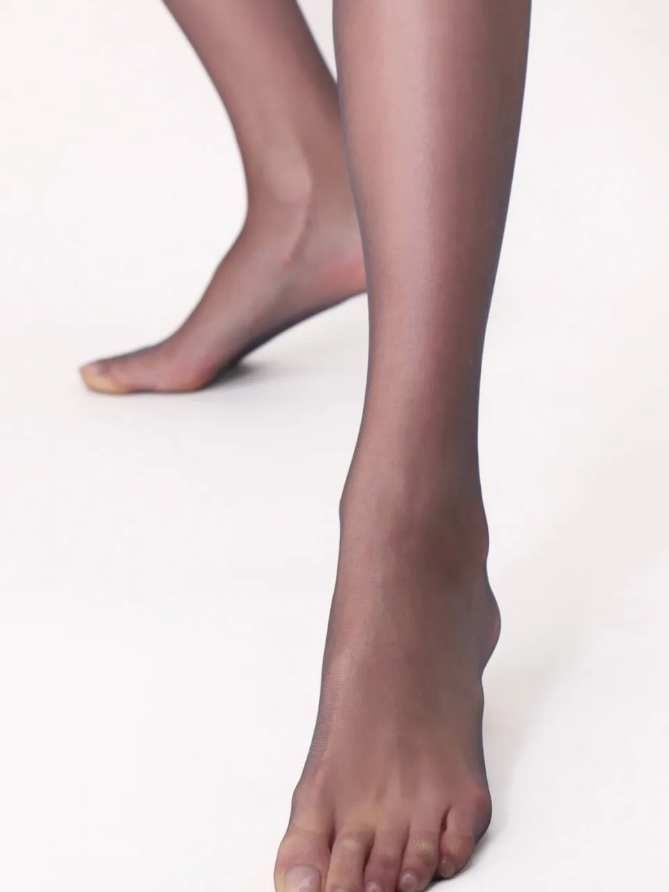 Oroblu Slim Zero panty 7 denier zwart, foto 3