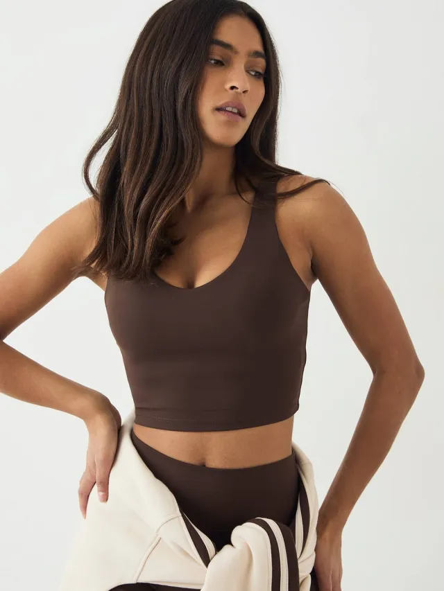 DSGN Studio Dames DSGN Studio Ultra Sculpt Longline Plunge Sport BH Dark Chocolate