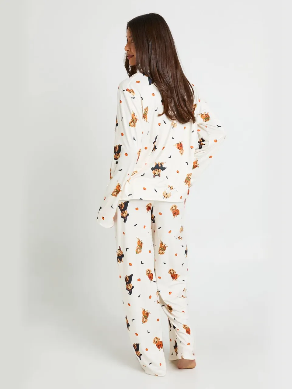 boohoo Dames Halloween Honden Print Pyjama Set Met Shirt Met Lange Mouwen & Broek crème, foto 3