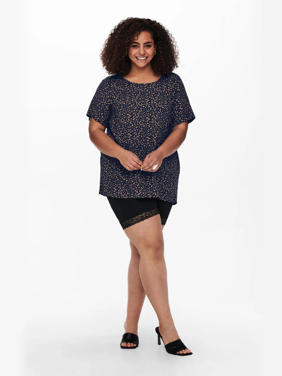 Only Carmakoma CARTIME biker short zwart, foto 3