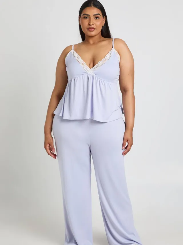 boohoo Dames Plus Babydoll Pyjama Top En Broek Set Hemelsblauw