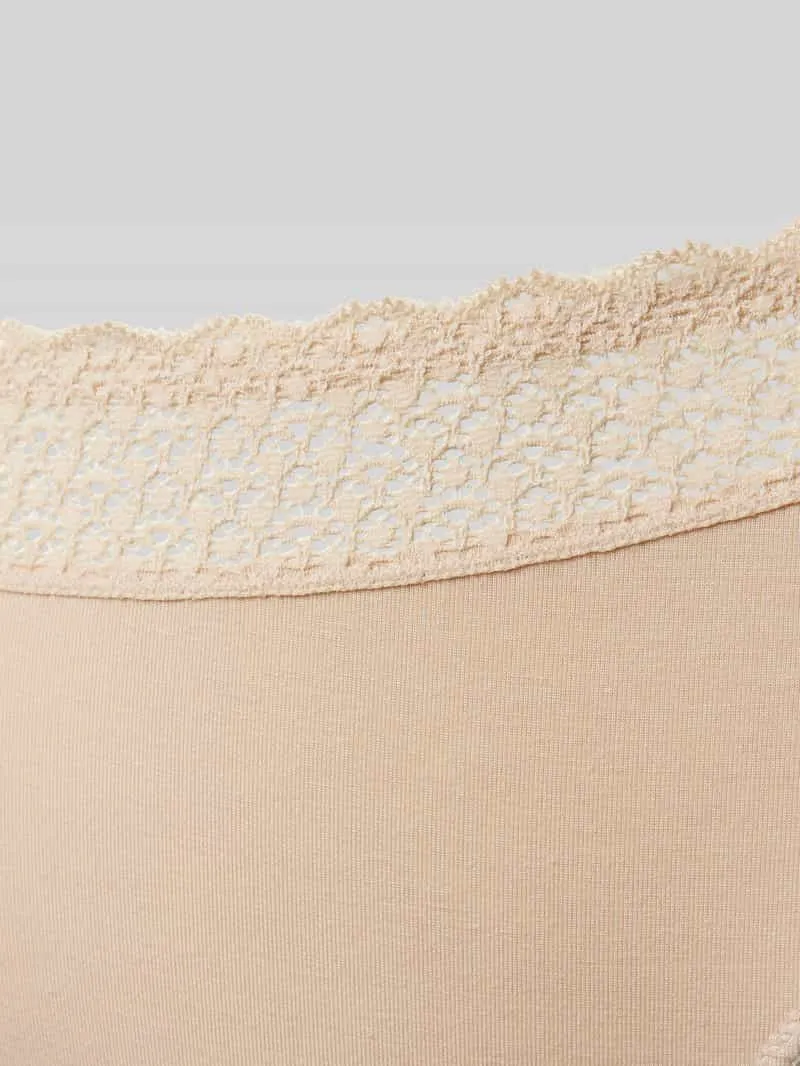 Triumph String met kantgarnering beige, foto 3