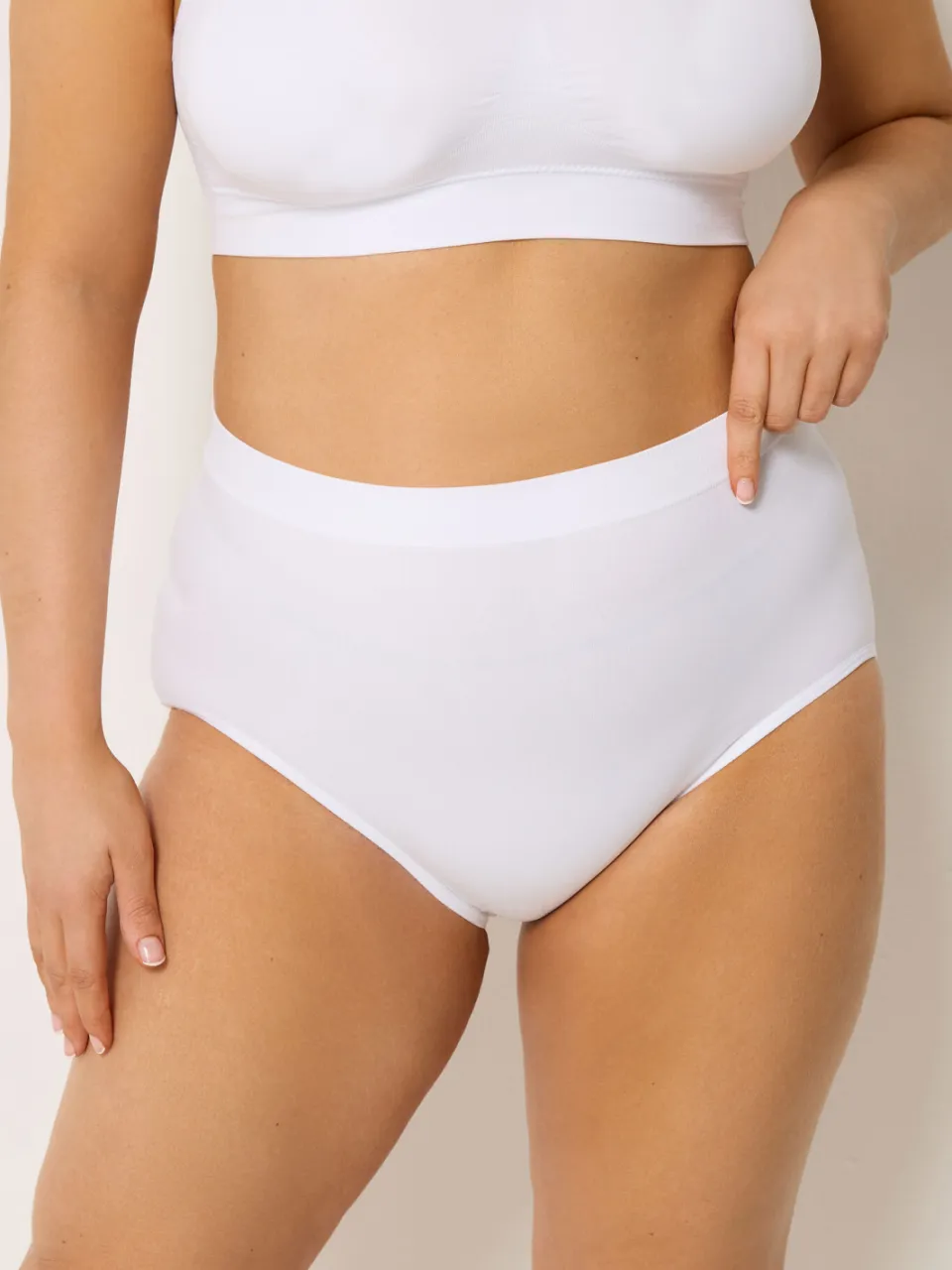 Yours 2 Pack Zwarte En Witte Naadloze Licht Corrigerende Slips Met Volledige Dekking-44, foto 4