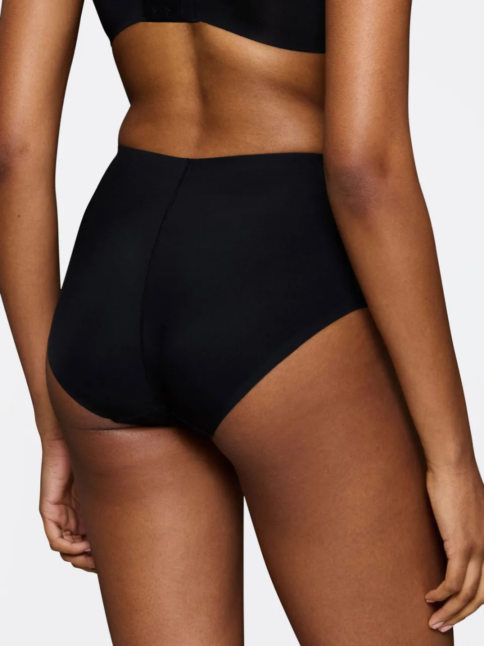 Triumph corrigerende maxislip Body Make-Up Illusion Curve zwart, foto 3