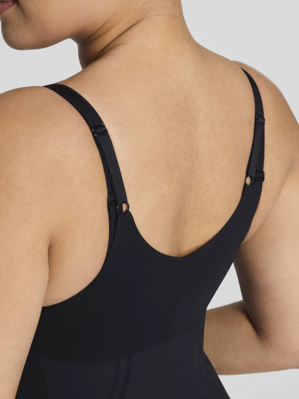 SPANX SPANXsculpt™ GoFigure seamless sterk corrigerende body Open Bust Bodysuit - zwart, foto 7