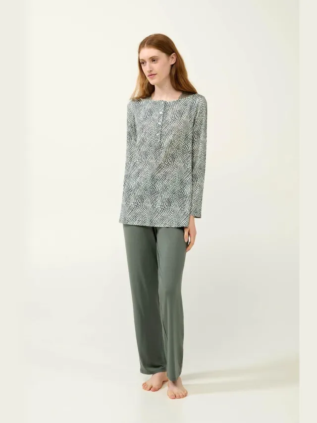 Vamp! Vamp - Dames pyjama Micromodal met slangenprint en knoopsluiting Sage Green