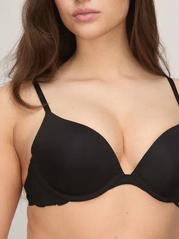Hunkemöller Voorgevormde push-up beugel bh Angie Zwart
