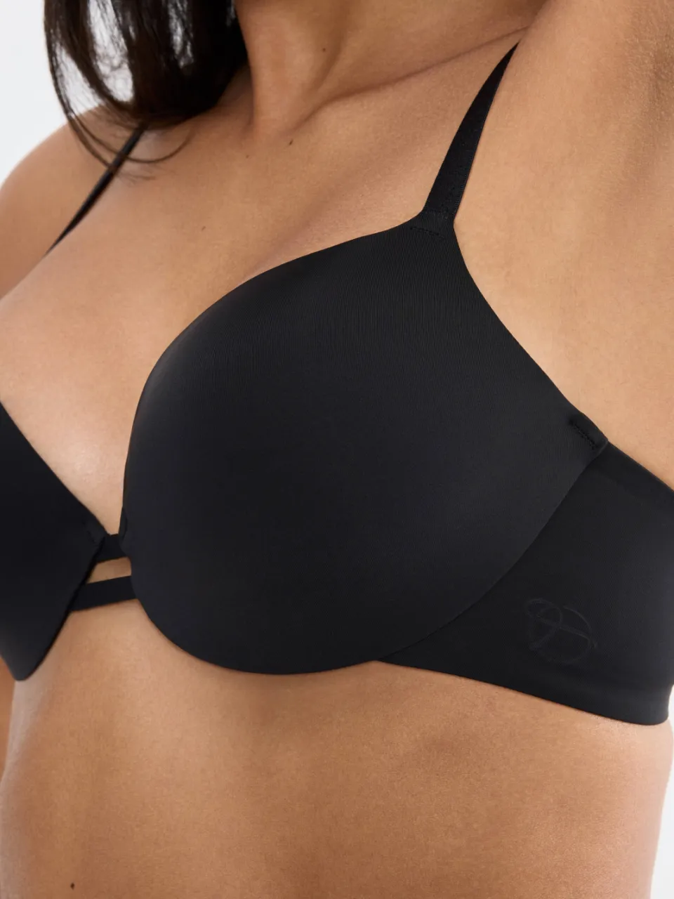 Triumph Body Make-Up Illusion T-shirt-bh met beugel zwart, foto 4