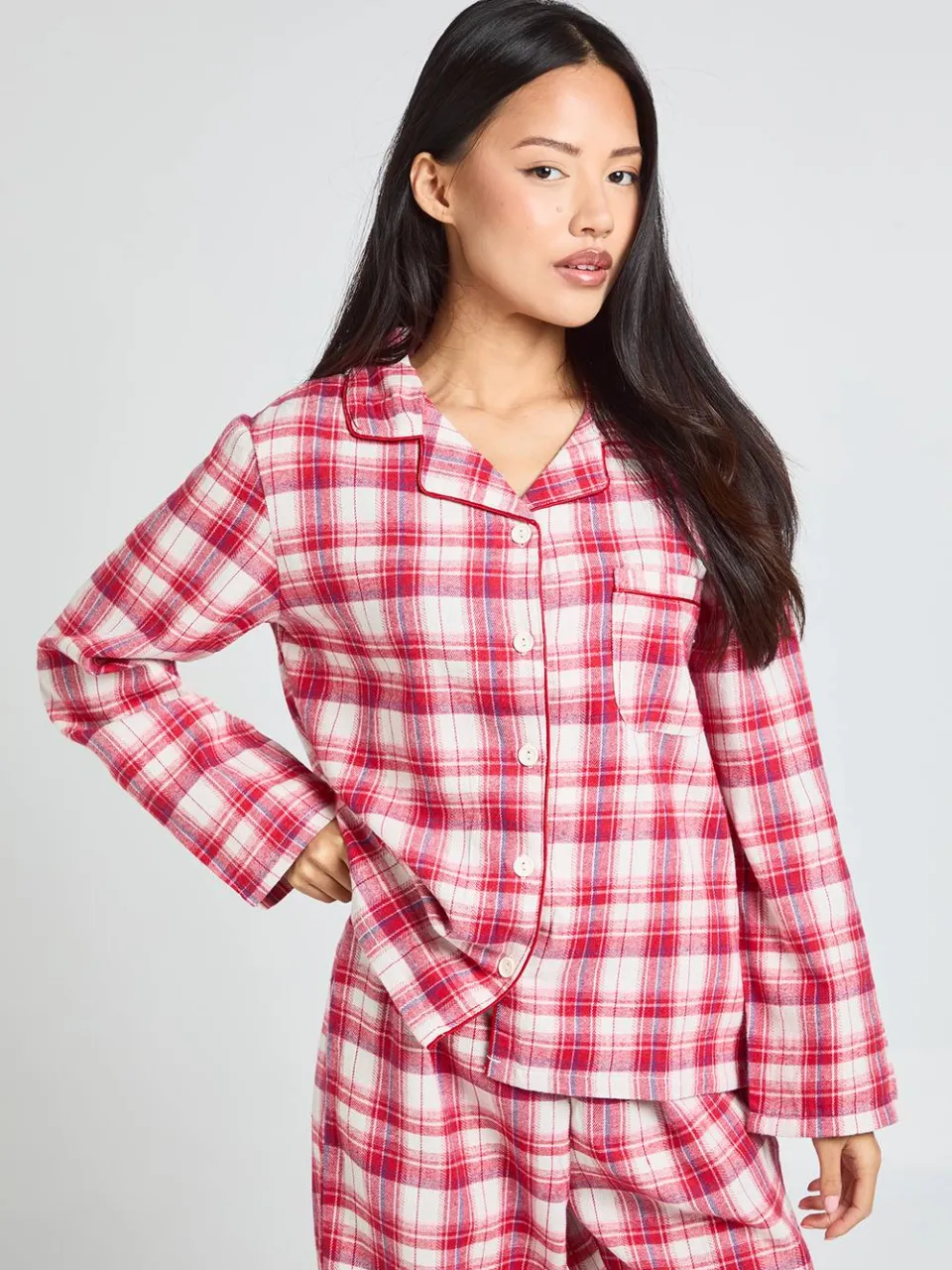 boohoo Dames Petite Geborsteld Geruit Langmouwhemd & Broek Pyjama Set rood, foto 4