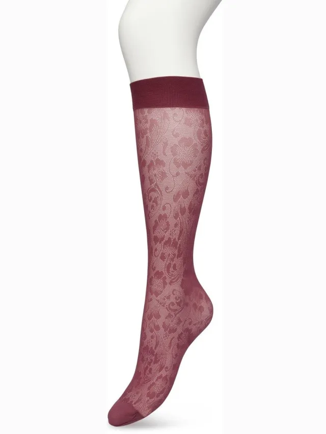 Bonnie Doon Dames Bloemen Panty Kniekousen Donker Paars/Rood - Knie Kousen 20 denier - Gebloemd - Bloemen Print - Uitstekend draagcomfort - Fancy Flower Knee High - Kniesokken - Zakt niet af - OEKO-TEX - Crushed Violets - BP221803.192