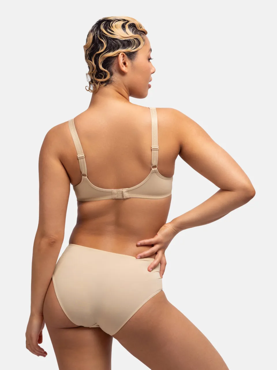 Dorina Rachel voorgevormde T-shirt-bh met beugel lichtbeige, foto 5