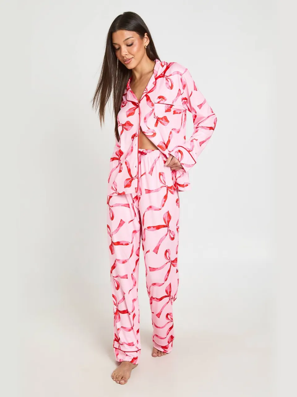 boohoo Dames Oversized Pyjamaset Met Strikprint En Lange Mouwen roze, foto 3