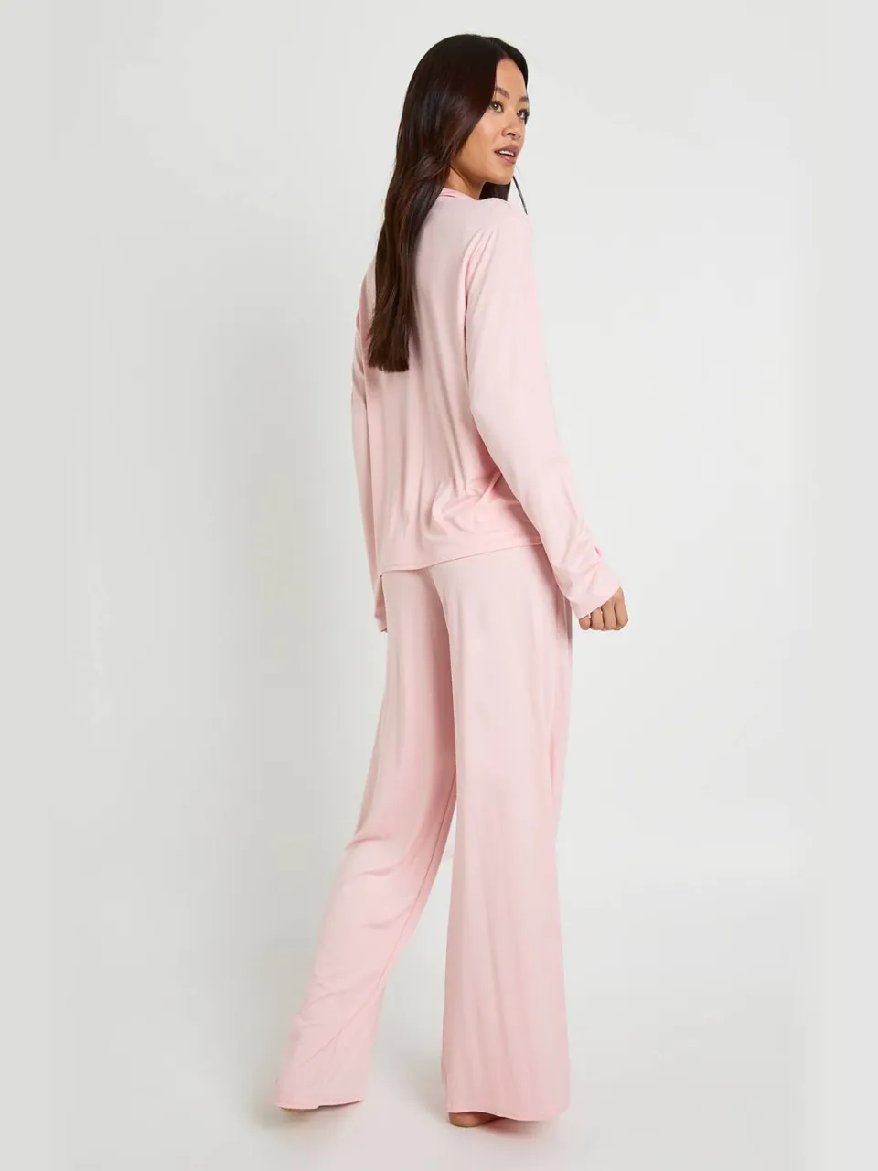 boohoo Dames Pyjamasset voor lange personen: langarmshirt & broek baby roze, foto 2