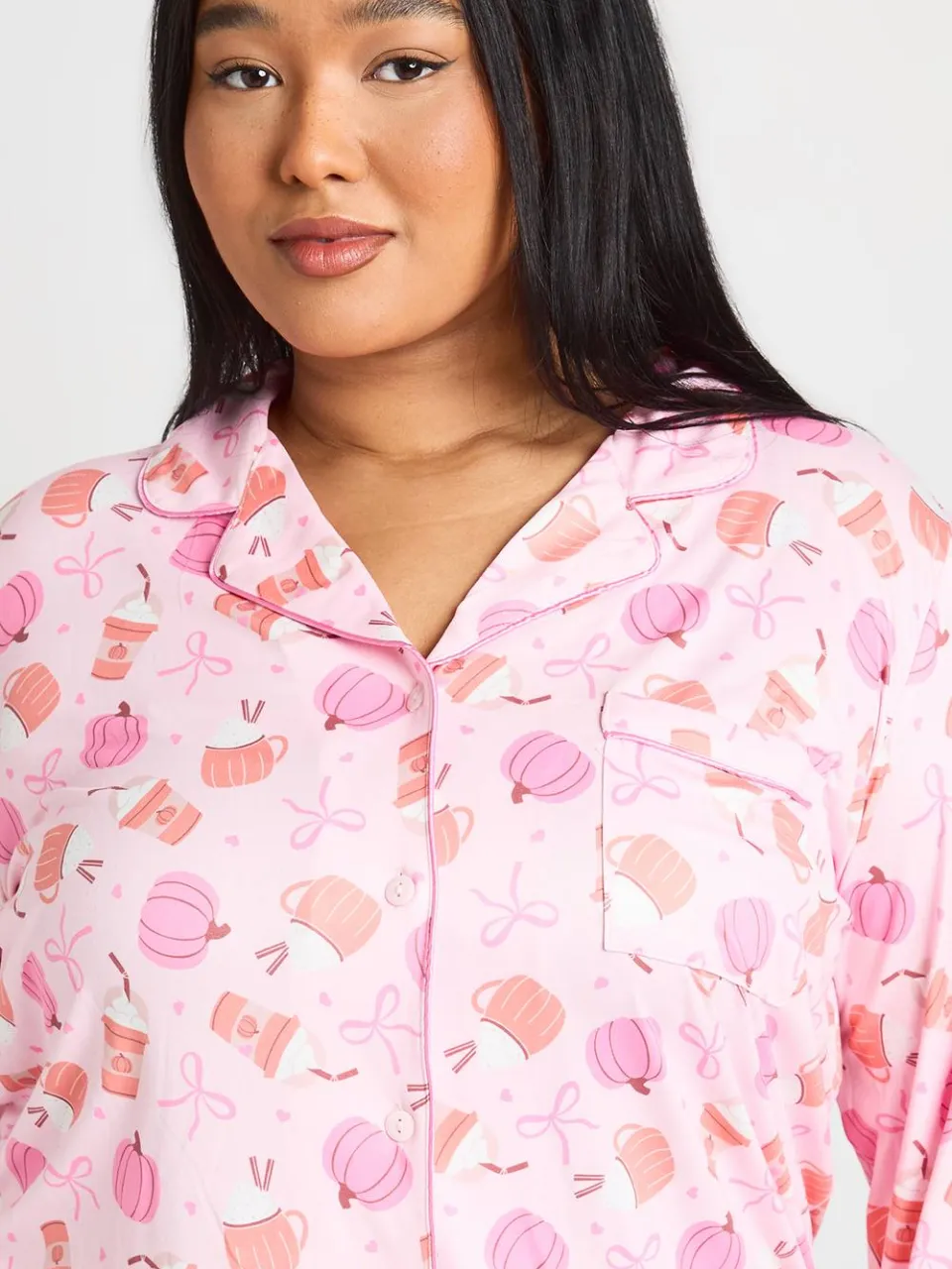 boohoo Dames Plus Bijpassende Familie Super Zacht Pompoen Strik Print Pyjama Set Met Shirt Met Lange Mouwen & Broek lichtroze, foto 4